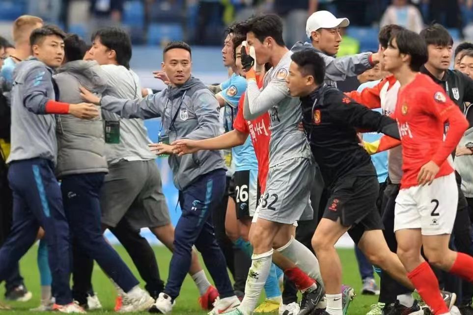 江南体育官网冲刺阶段洛杉矶快船迎来里程碑：德国杯节点到来；赛场秩序良好；训练强度明显提升的简单介绍